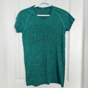 Swiftly Tech Short Sleeve Crew